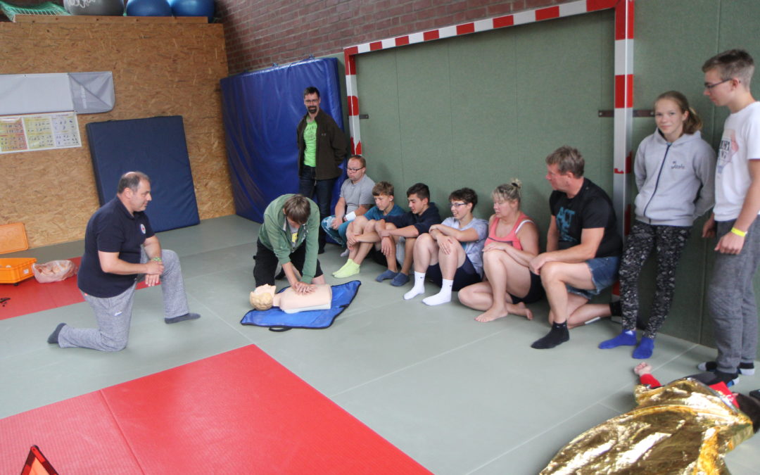 Erste-Hilfe-Kurs nach Judo-Camp in Schwerin